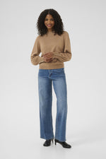 Lizza buttons pull toasted coconut