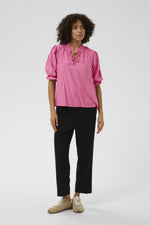 Lufia frill blouse pink power