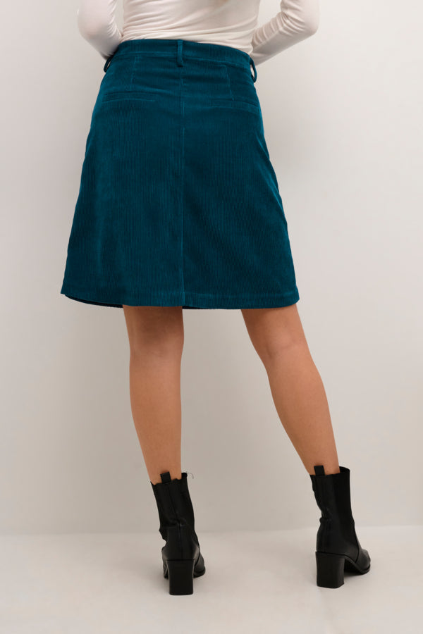 Cory skirt gibraltar sea
