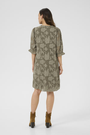Yana dress canteen
