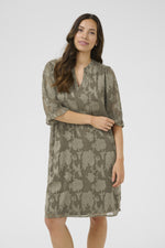 Yana dress canteen
