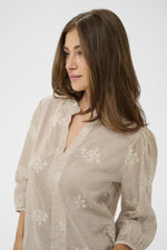 Korey blouse lichtbruin of rood
