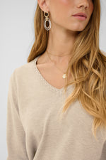 Dela pullover cable beige of cabernet