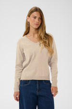 Dela pullover cable beige of cabernet