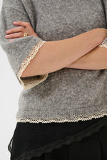 Kibana lace pullover lichtgrijs, roze of bruin