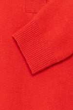 Dasila pull fiery red