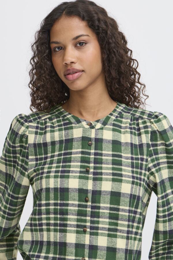 Tamanna shirt pineneedle