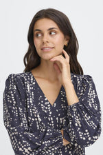 Ariana blouse nightsky dots