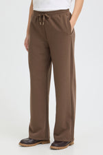 Priya pant rain drum