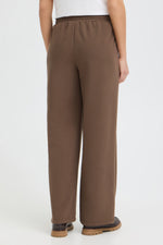 Priya pant rain drum