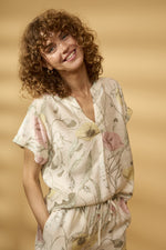Ariana blouse pastel floral
