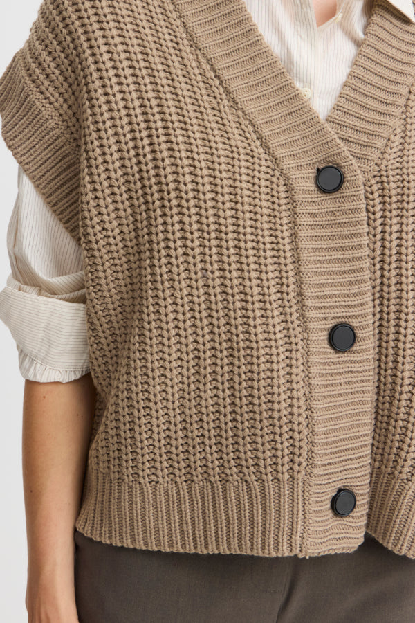 Otinka waistcoat walnut