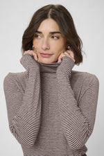Alexandra jersey rollneck bordeaux