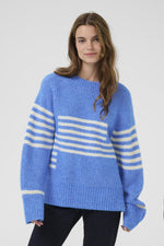 Nicky Kimmy pull victoria blue