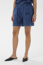 Akeena short true navy