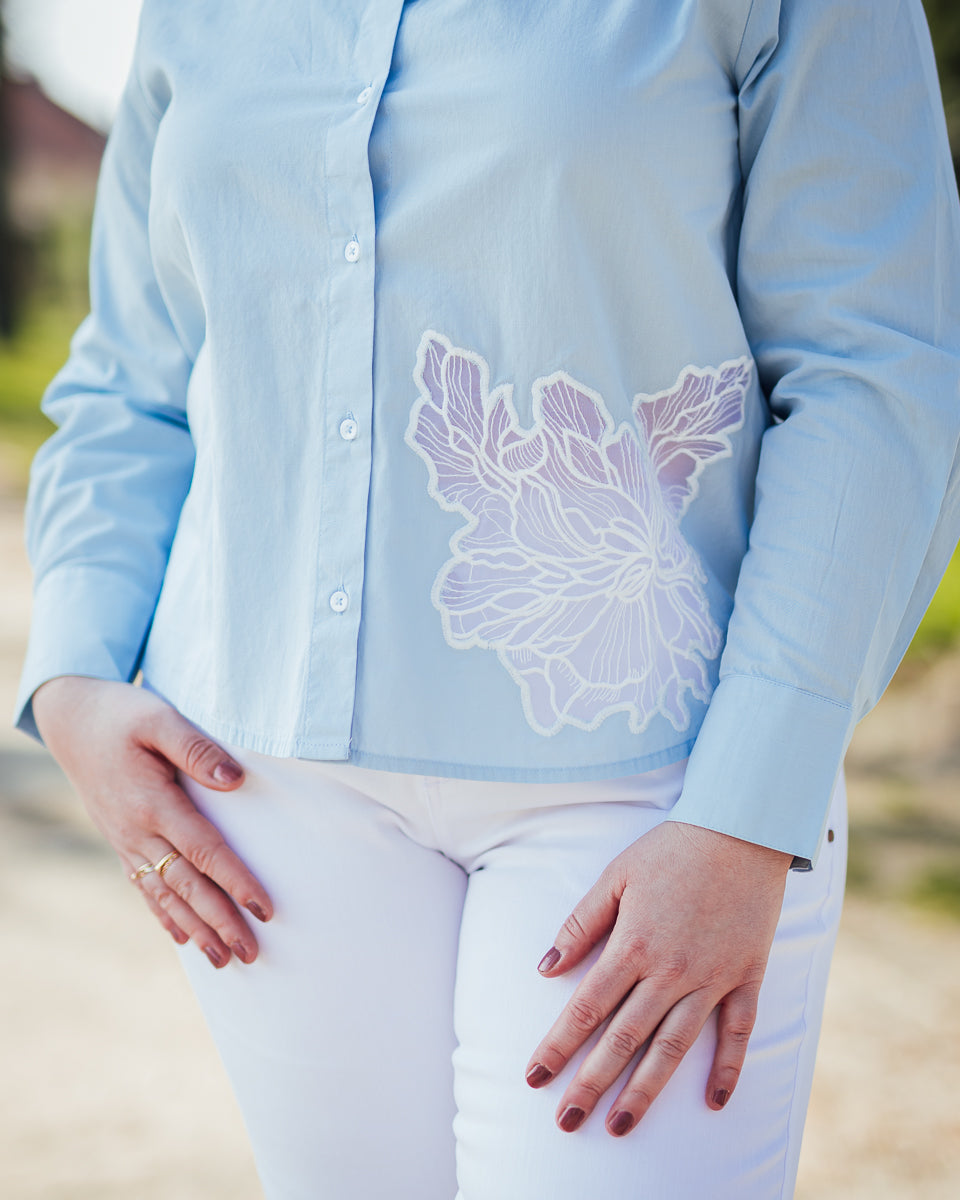 Flora embroidery shirt