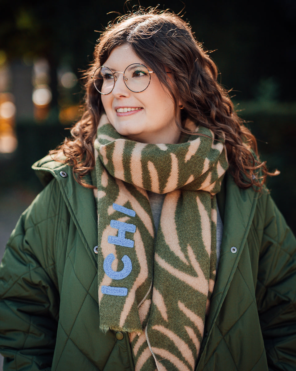 Leane scarf rifle green