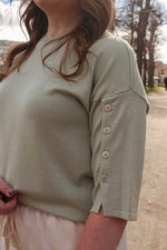Besmock pull desert sage