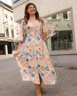 Lancie dress graphic tile