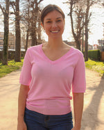 Lizza v-neck pull pink frosting