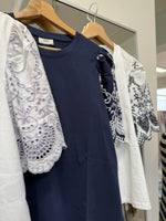 Oma broderie anglaise top (3 kleuren)