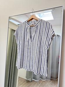 Falakka v-neck blouse marshmallow