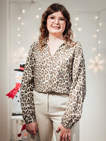 Beatrice v-neck shirt brown leo