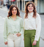 Maia shirt ecru of lichtgroen