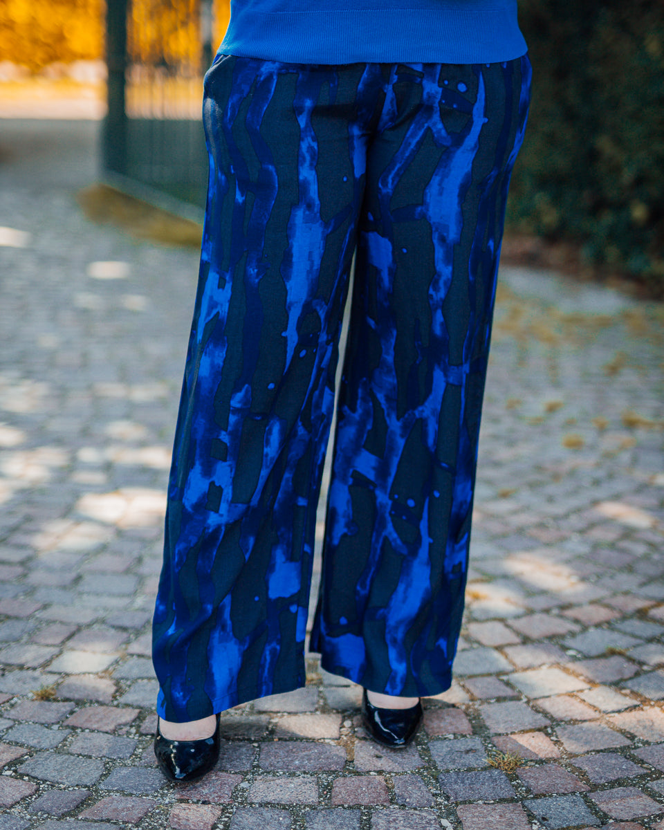 Ashley Chaina pant blue graphic