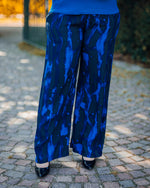 Ashley Chaina pant blue graphic