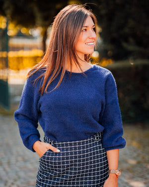 Bergie pull patriot blue