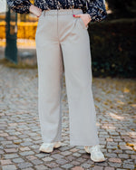 Lea pant moon rock