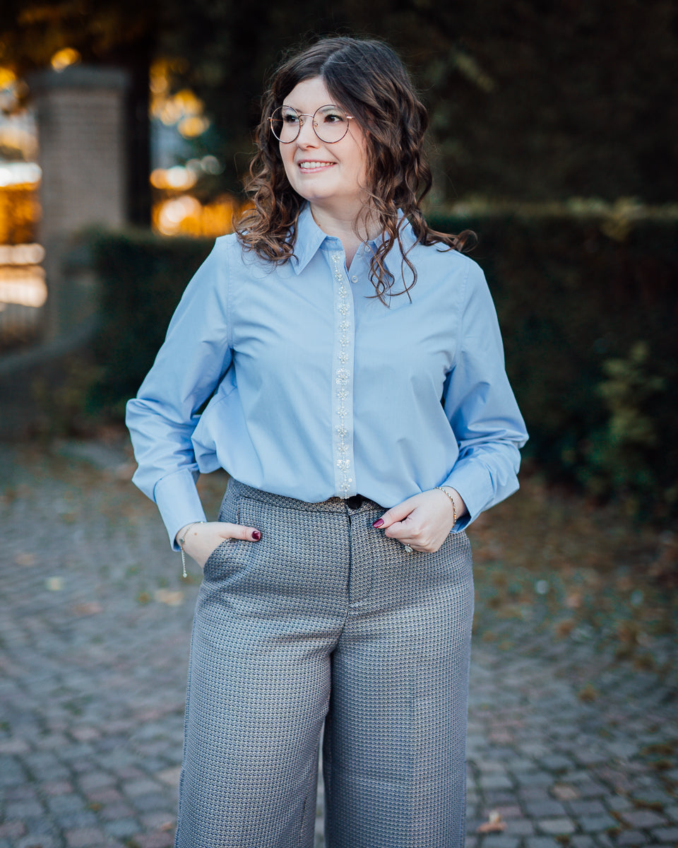 Krista shirt serenity