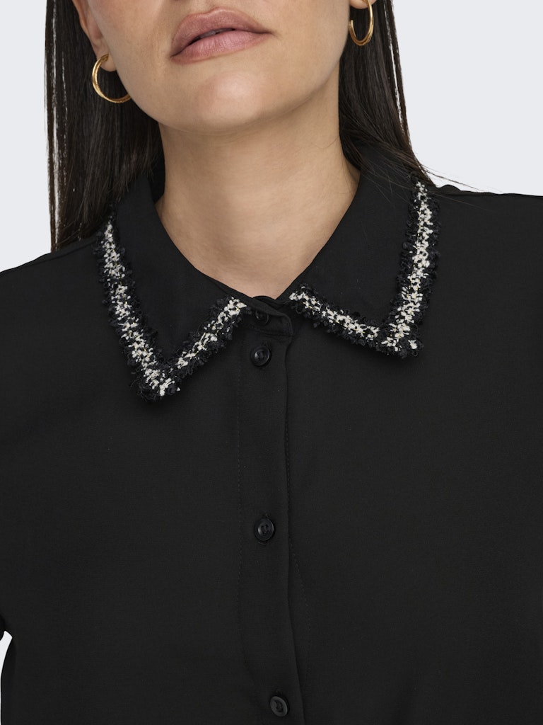 Aya detail shirt wit of zwart