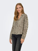 Beatrice v-neck shirt brown leo